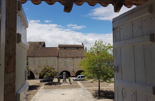 Castelsagrat House | Très Spacieuse et Accueillante Maison de 120 m2 Entre Lauzerte et Auvillar