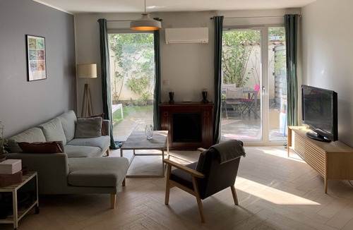 3rd Arrondissement Apartment | Very quiet apartment with south garden Lyon Monplaisir district