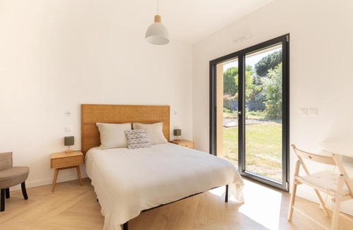 Chevreuse House | Villa Anita