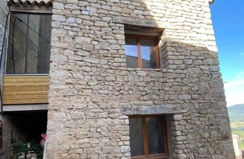 Saint-Martin-de-Castillon Apartment | Village house with terrace and breathtaking views!