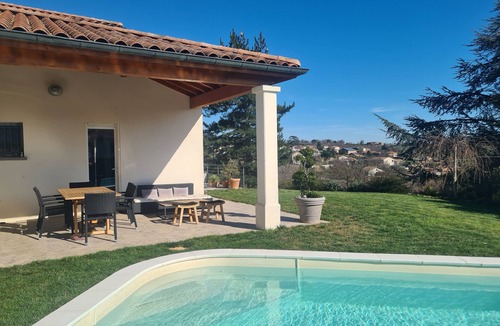 Annonay House | Villa in northern Ardèche with swimming pool and views of the countryside near the Peaugres Safari.