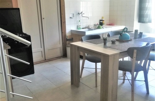 Vogue Apartment | Vogüé Meublé 2 stars, a jewel of beauty and nature.