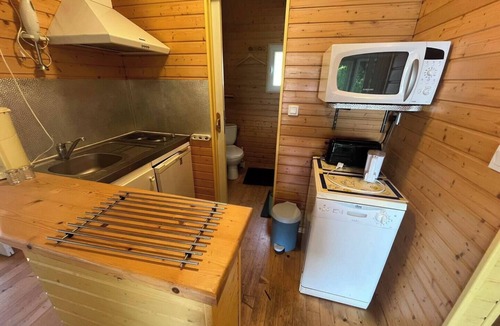 Lacapelle-Viescamp House | Waterfront cottage