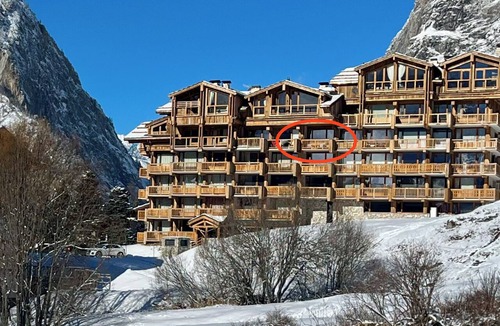 Val-d'Isere Apartment | Wellmaintain sunny 3-room apartment in quiet residence with superb mountain view