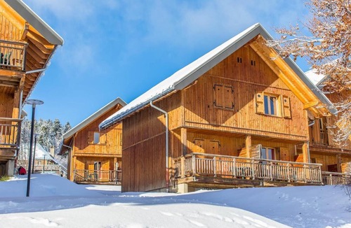 La Feclaz Apartment | Wifi, 200m from resort center, swimming pool, sauna, balcony, parking, tv, ski locker, 35-42m²