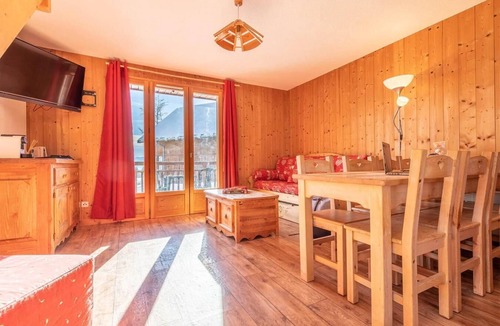 La Feclaz Apartment | Wifi, 200m from resort center, swimming pool, sauna, terrace, balcony, parking, tv, ski locker, 56m²