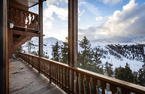 Belle Plagne Apartment | Wifi, 200m from resort center, fitness, swimming pool, sauna, balcony, fireplace or stove, tv