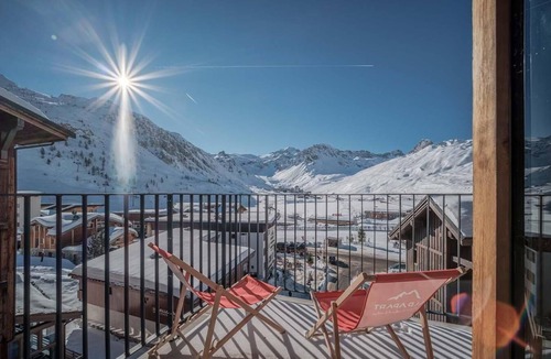 Tignes le Lac Apartment | Wifi, resort center, 4th floor, swimming pool, sauna, hammam, balcony, tv, ski locker, 215m², Tignes