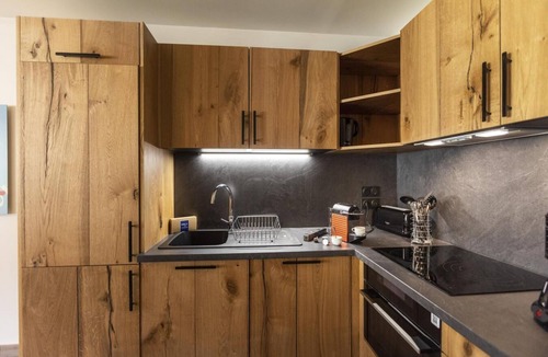 Samoens Apartment | Wifi, swimming pool, terrace, balcony, tv, ski locker, 33m², Samoëns