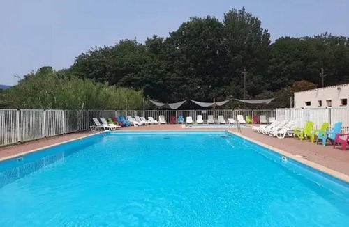 Saint-Jean-Pla-de-Corts House | ZEcamping 3* animé piscine chauffée locatif TV clim 26m2 4 pers