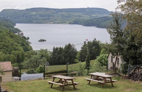Plantades Ski Chalet | ZEcamping 3 étoiles dog friendly locatif TV 31m2 2 pers