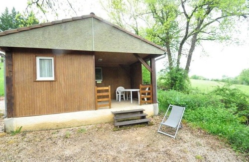Reyrevignes Ski Chalet | ZEcamping 3 étoiles piscine chauffée animations locatif TV 34m2 5 pers