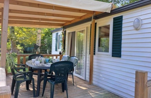 Saint-Cere House | ZEcamping 3 étoiles pataugeoire mobil-home TV BBQ 40m2 6 pers