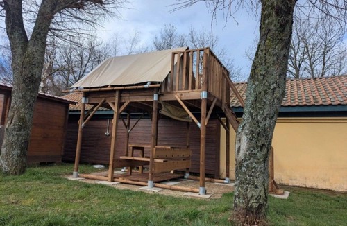 Le Change House | ZEcamping 3* piscine chauffée dog friendly locatif BBQ 7m2 2 pers