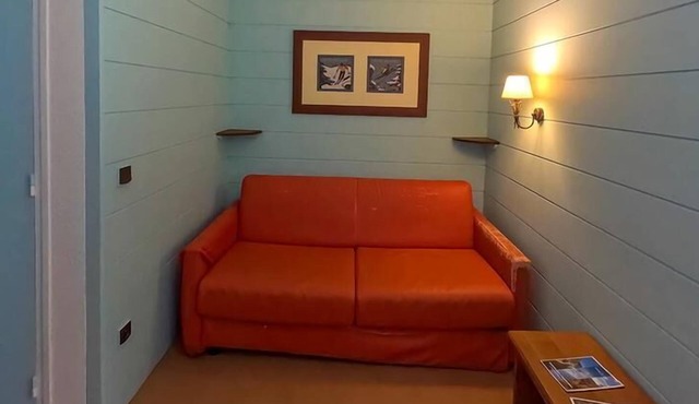 300m from resort center, swimming pool, parking, ski locker, 32m², Lélex