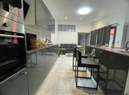 AALKOM Home&Stay