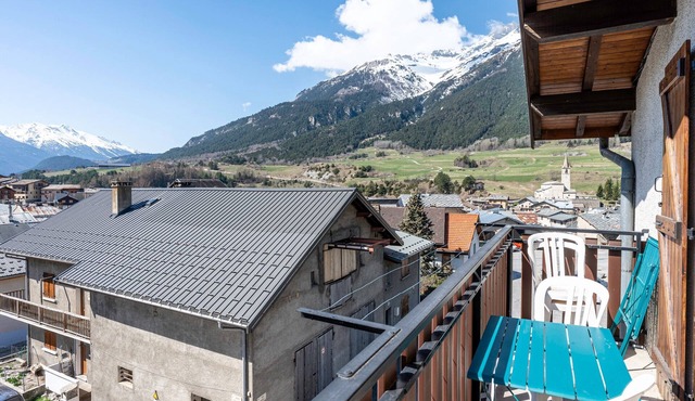 Apartment 'La Favière' with Mountain View, Balcony and Wi-Fi
