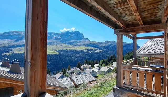 Apartment "Superb Duplex - Résidence Alpine" with Private Terrace, Balcony and Wi-Fi