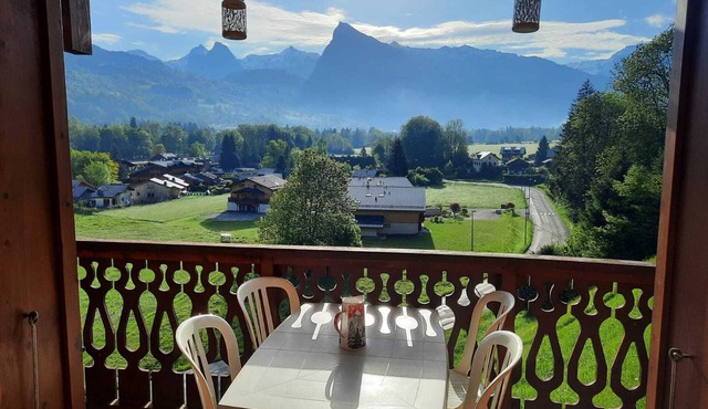 Apartment with mountain view, pets welcome - 4 guests