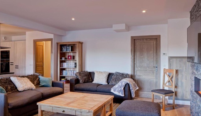 Appartement 12 pers. avec balcon, cheminée et wifi à La Tania - FR-1-513-17