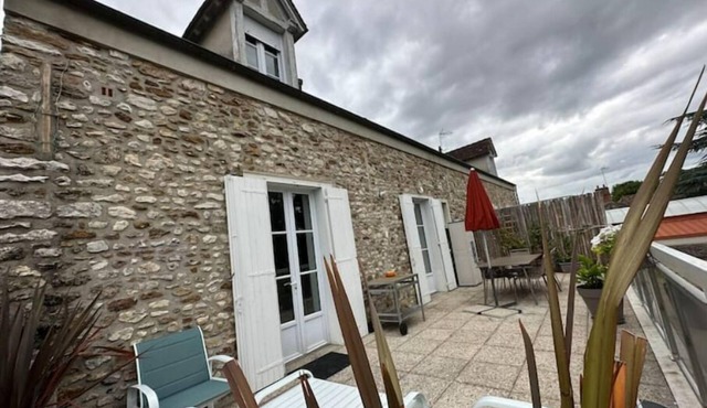 Appartement Avec Terrasse en Cœur de Barbizon