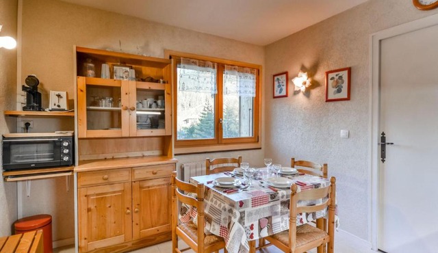 Appartement T2 idéalement situé entre les télécabines Mont Chéry et Chavannes, au cœur des Gets - FR-1-685-49