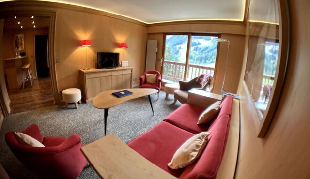 Appt 8p, ski-in, ski-out, parking