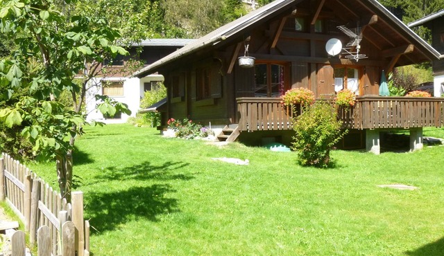 Argentière, small chalet with exceptional views of the Mont Blanc range