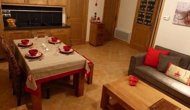 Beautiful 2-bedroom apartment for 4 people, 200 meters from the slopes. Crest-Voland/Le Cernix