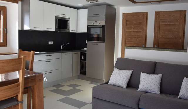 Beautiful 2-room new in chalet in Pralognan - sleeps 4