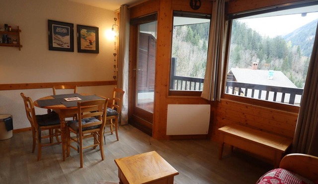 Bright 2* apartment 33m² with balcony, for 6 people in Arêches-Beaufort