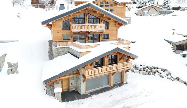 Bright and spacious property in Les Gets
