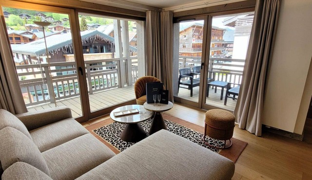 Bright apartment in resort center, 6 people