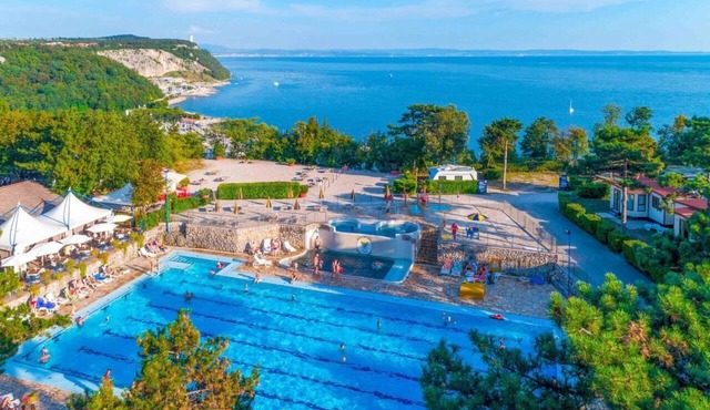 Camping Village Mare Pineta Baia Comfort für 4 Personen in Duino Aurisina