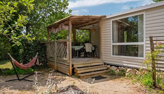 Campsite Les 3 Cantons* - Mobile home Loggia 3 rooms 4 persons