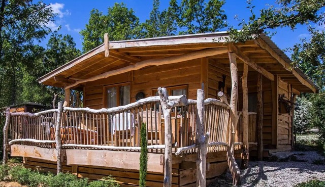Campsite Les 3 Cantons* - Chalet Glamping Lodge 4 rooms 6 people