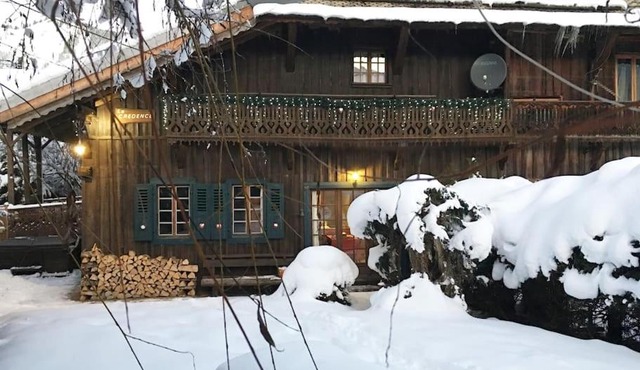 Chalet Credence Morzine Outdoor Hot Tub Sleeps 19