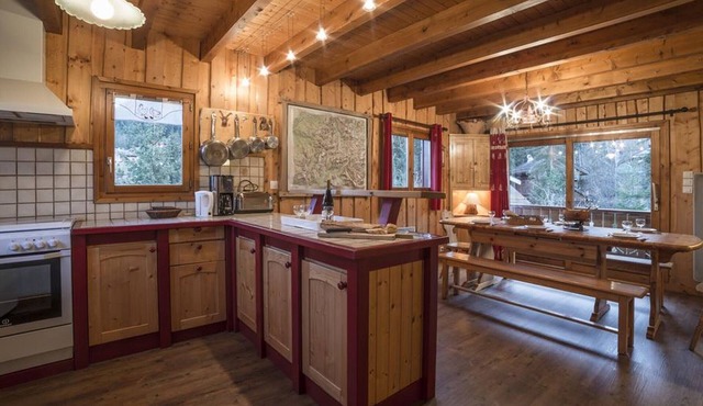 Chalet La Tania, 3 bedrooms, 13 persons