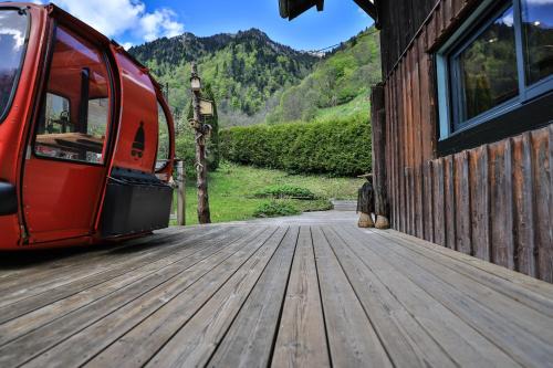 Chalet Le Nutshell - 4pers - Vue montagne au calme - Proche Annecy, La Clusaz, Grand-Bornand - AravisTour