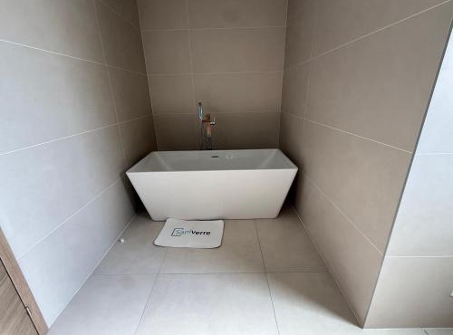 Chambre le grand champ , piscine et jacuzzi partagées