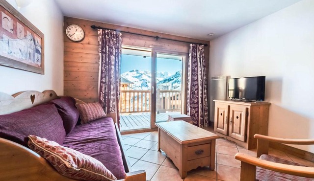 Charmant Appartement Proche Pistes avec Balcon et WIFI - FR-1-502-374