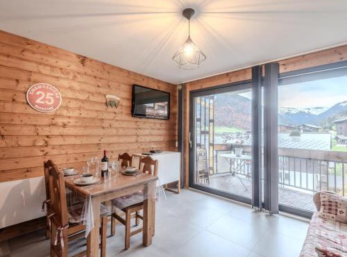 Charmant studio cabine à Morzine, proche pistes, parking - FR-1-754-57
