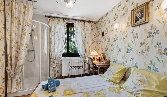 Chez Daniel and Zdenka - Géraldine Room