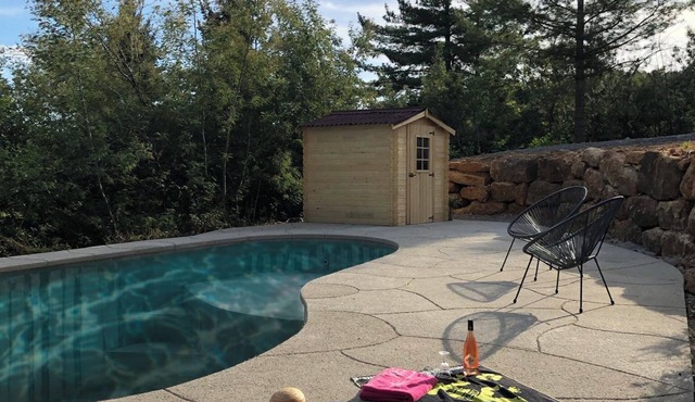 Chez Maurice et Simone Maison Neuve Pour 8 Personnes