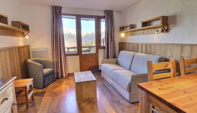 Comfortable 2-Room, Ski-In/Ski-Out, Close to Shops