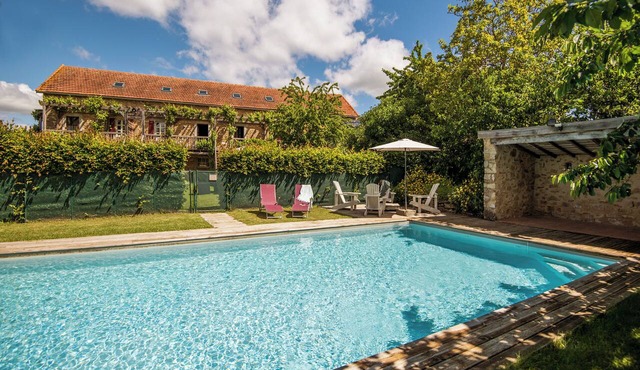 Coquelicot * Vacation Rental for 4 People, with Pool and Spa
