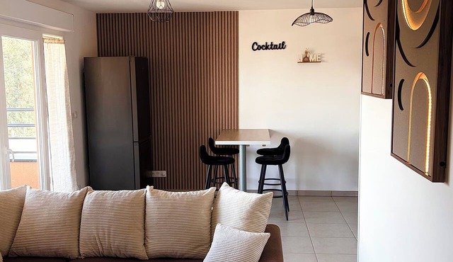 Elegant apartment with a terrace and unobstructed views