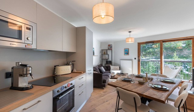 Functional apartment in Courchevel with parking