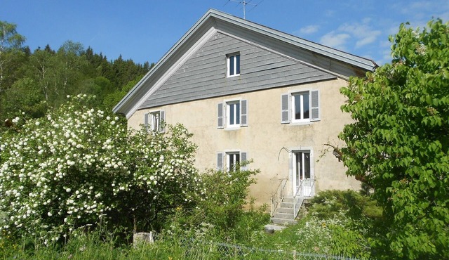 Gîte les Chamois in Les Rousses – Spacious 18th-Century House in Haut Jura
