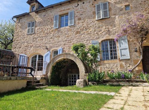 Gite de Montrepos - Ancien Presbytère XVIIe siècle